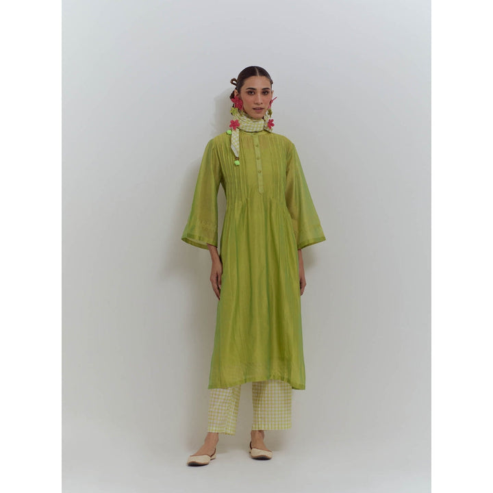 Studio Shikha Malik Green Whisper of Elegance Kurta with Slip (Set of 3)