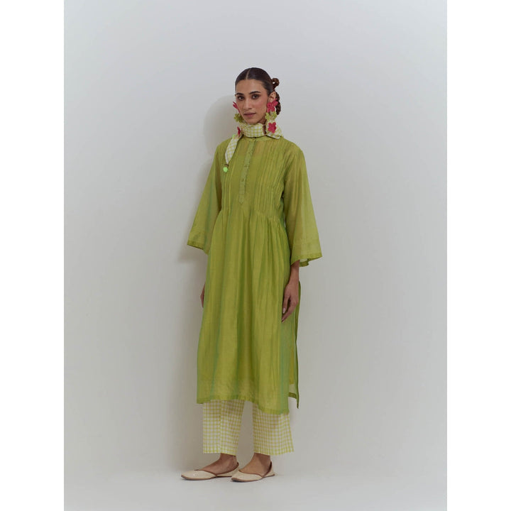 Studio Shikha Malik Green Whisper of Elegance Kurta with Slip (Set of 3)