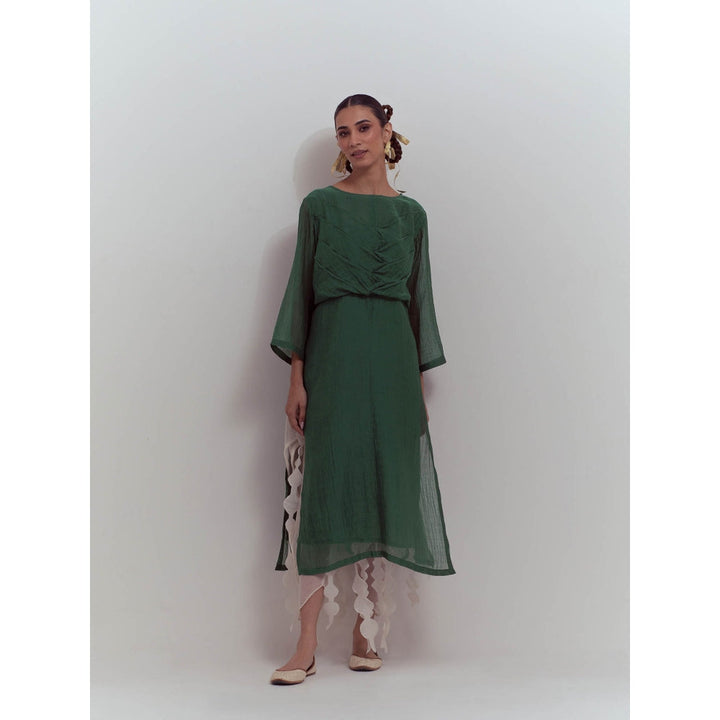 Studio Shikha Malik Green Petals of Paradise Kurta with Slip (Set of 2)