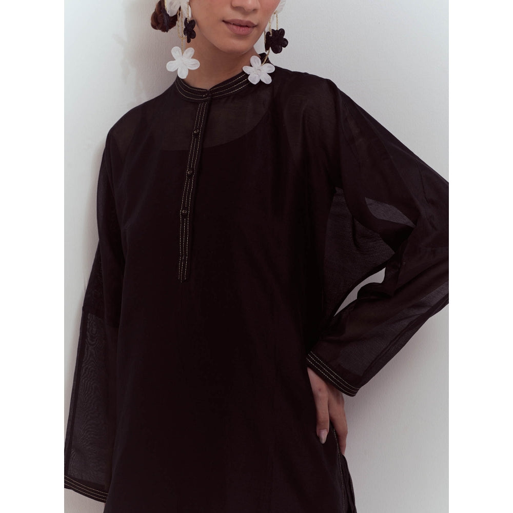 Studio Shikha Malik Black Regal Kurta with Slip (Set of 2)