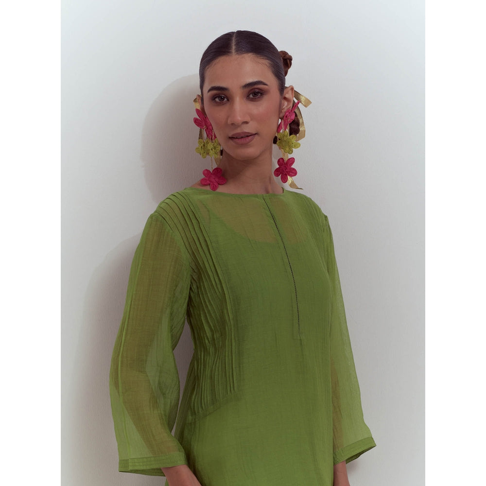 Studio Shikha Malik Green Tropical Enchantment Kurta with Slip (Set of 2)