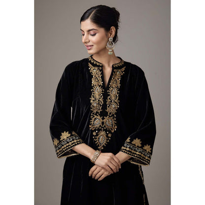 Studio A Black Velvet Aari Embroidered Kurta with Salwar (Set of 2)