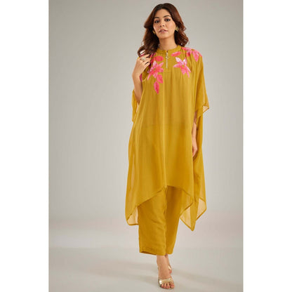 Studio A Yellow Kaftan with Inner and Pant (Set of 3)