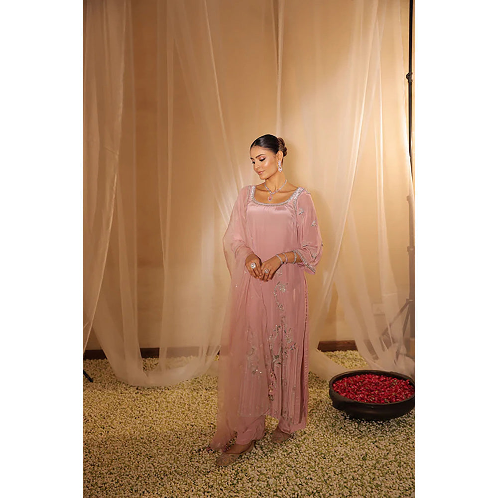 Studio Chiraiya Elegant Pink Kurta with Pant and Dupatta (Set of 3)