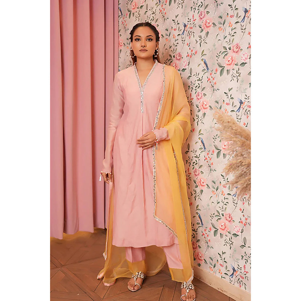 Studio Chiraiya Pure Chanderi Pink Kurta with Pant and Dupatta (Set of 3)