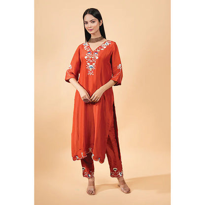 Studio Chiraiya Makhmal Elegant Rust Kurta with Pant and Dupatta (Set of 3)
