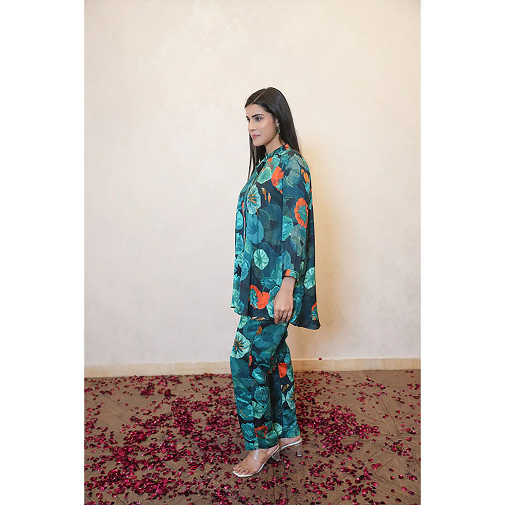 Studio Chiraiya Green Floral Co-Ord (Set of 2)