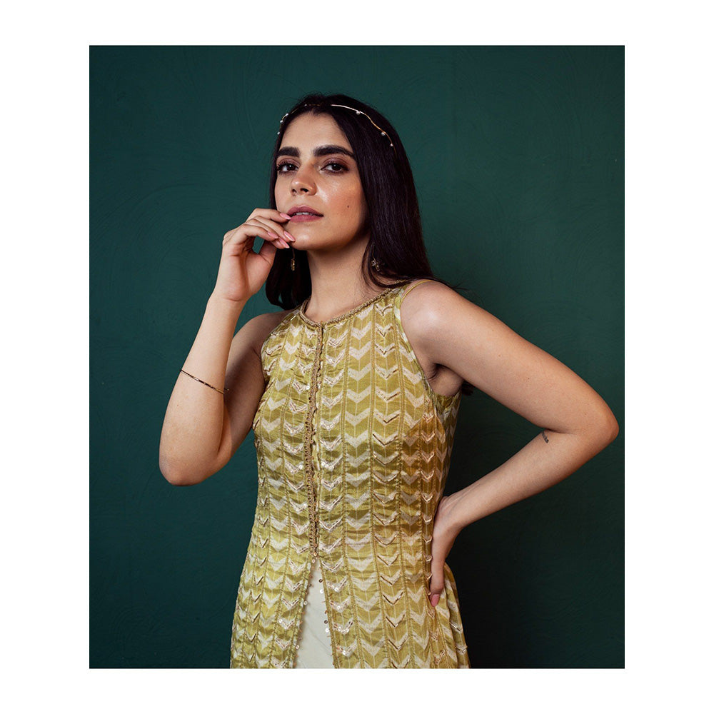 Suave by Neha Arora Cream Contemporary Kurta And Skirt (Set of 2)