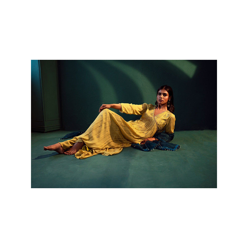 Suave by Neha Arora Yellow Dhoop Flowy Kurta With Sharara (Set of 3)