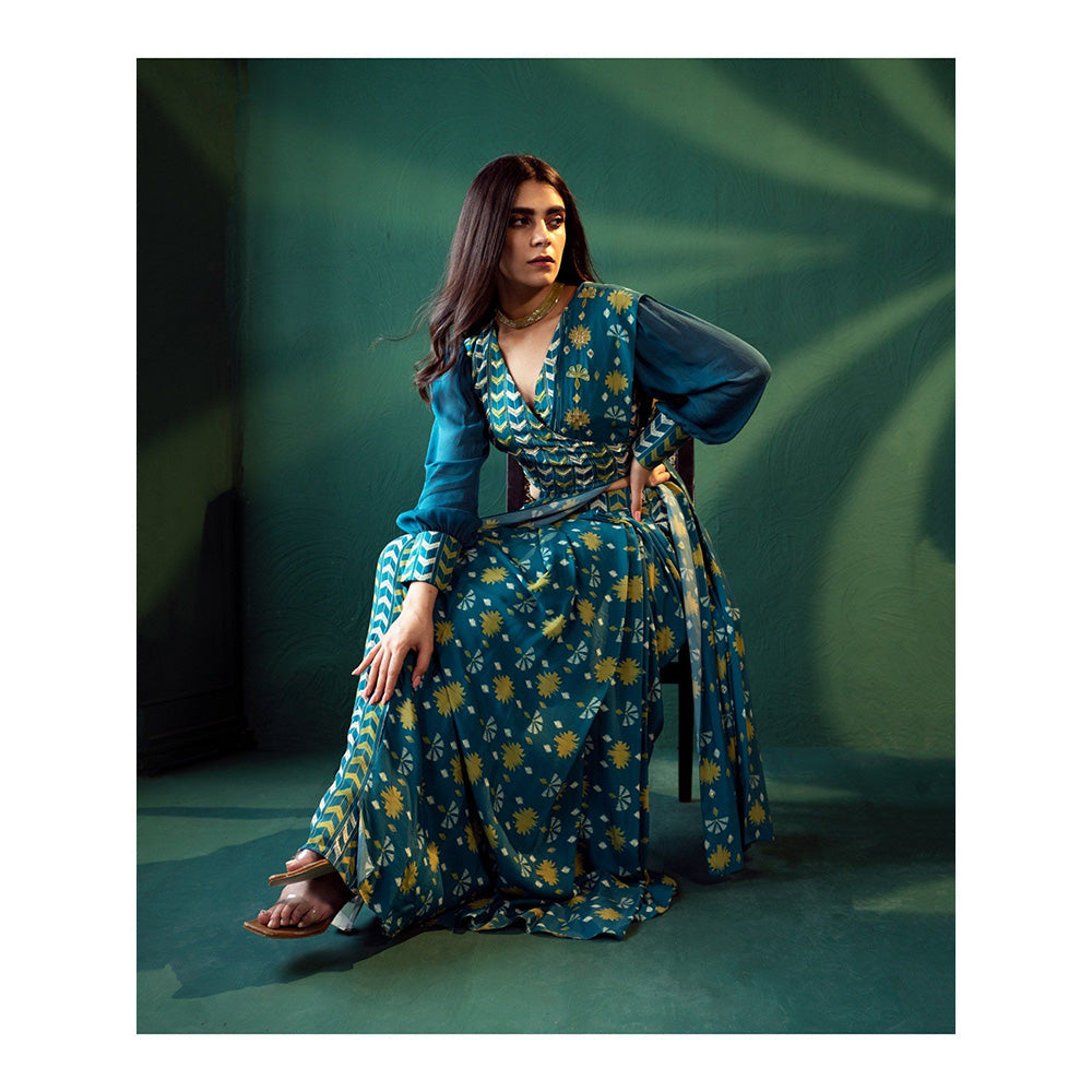 Suave by Neha Arora Blue Timeless Pre Draped Saree With Stitched Blouse and Belt