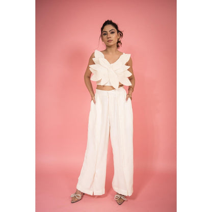 SUBTLE 3D Leaf Co-Ord (Set of 2)