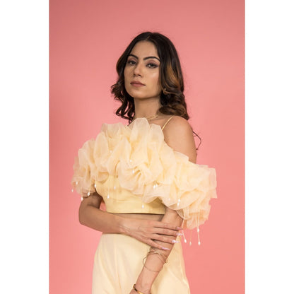 SUBTLE Scrunchie Crop Top