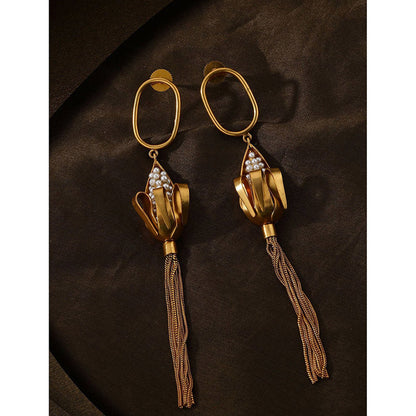 Suhani Pittie Hanging By A Tassel Drop Earring