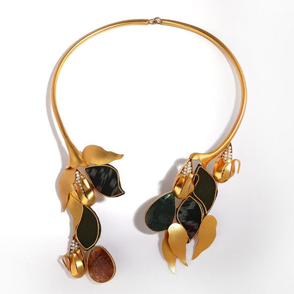Suhani Pittie Floral Flow Choker