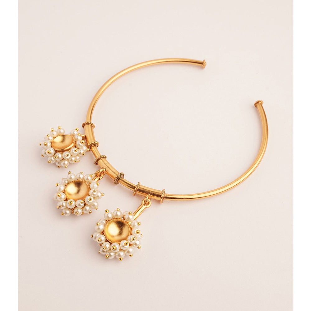Suhani Pittie Pearl Bunch Arm Band