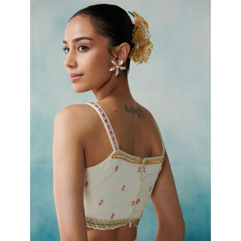 SUHINO Off White Georgette Lehenga Blouse & Cape (Set of 3)