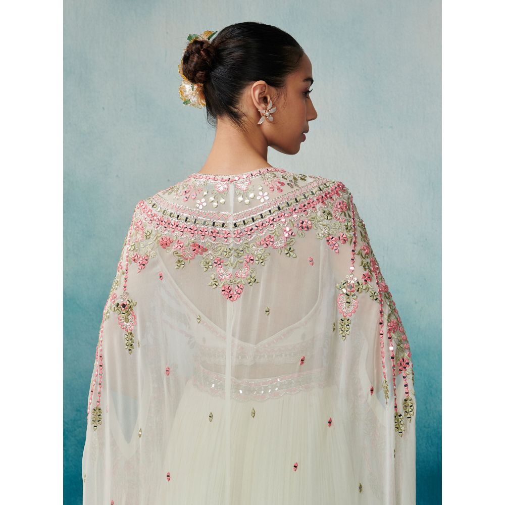 SUHINO Off White Georgette Lehenga Blouse & Cape (Set of 3)
