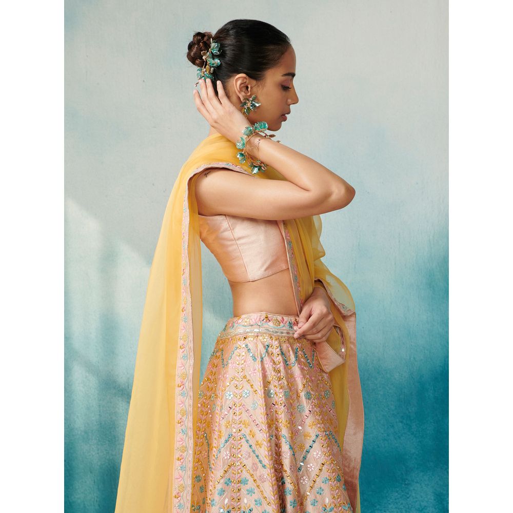 SUHINO Peach Slub Silk Lehenga Jacket Inner & Dupatta (Set of 4)