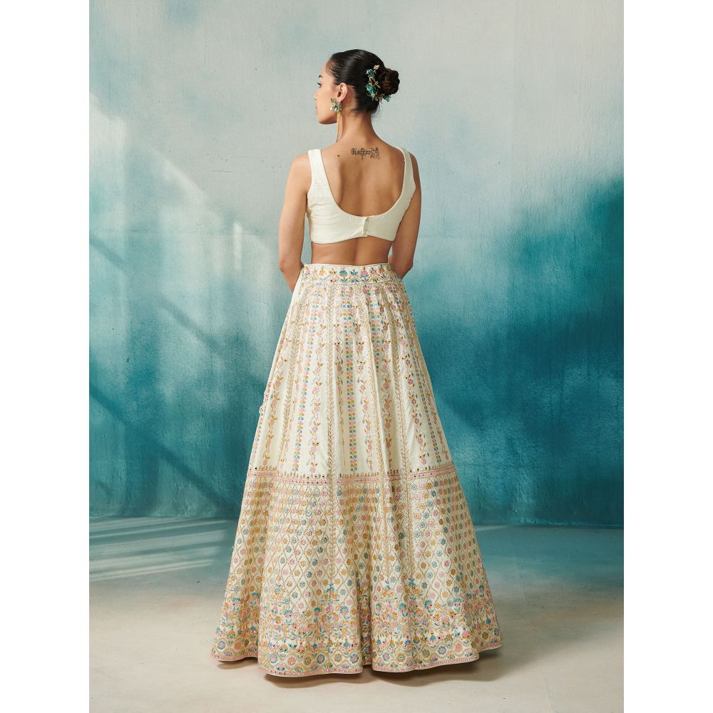 SUHINO White Slub Silk Lehenga Jacket Inner & Dupatta (Set of 4)