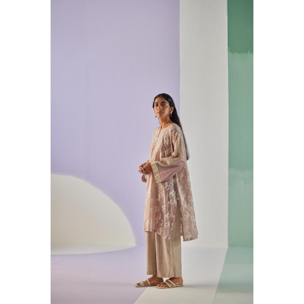 Surbhi Gupta Grey Antifit Kurta and Pant (Set of 2)