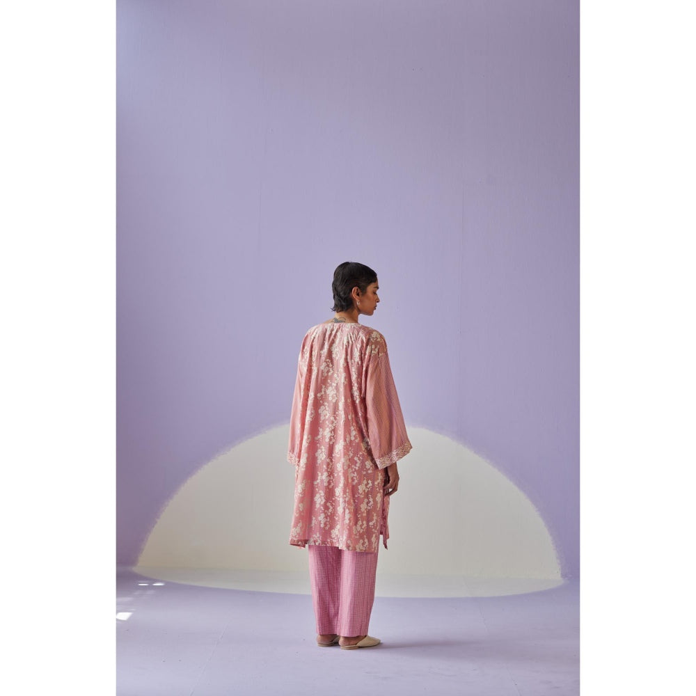 Surbhi Gupta Rose Pink Antifit Kurta and Pant (Set of 2)