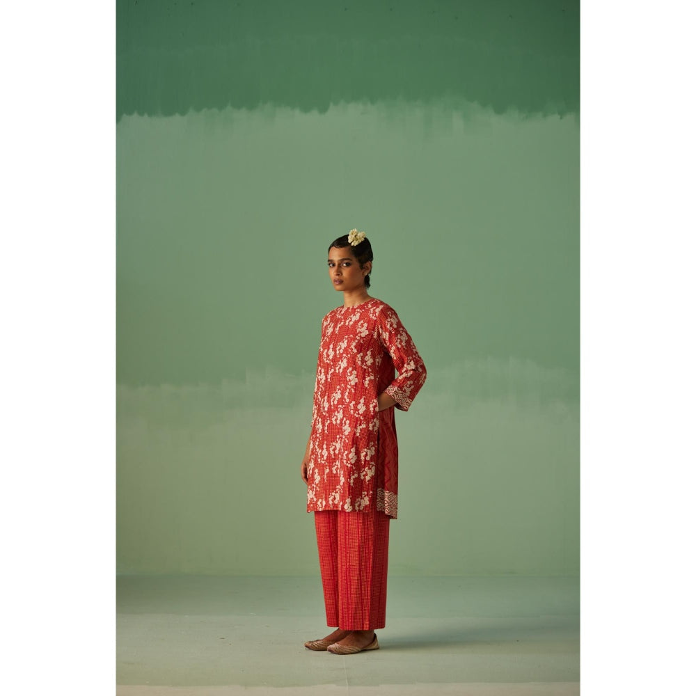 Surbhi Gupta Red Back Pleat Kurta and Pant (Set of 2)