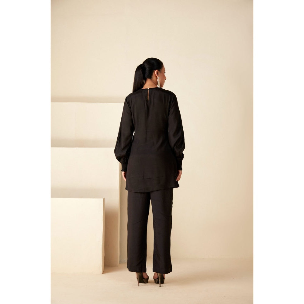 Suruchi Parakh Womens Black Embellished Round Neck Co-ord (Set of 2)