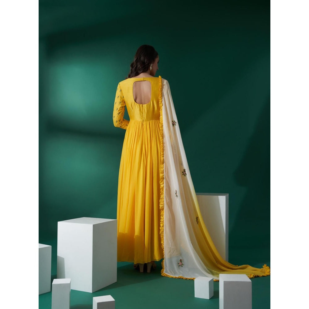 Suruchi Parakh Womens Yellow Embellished Anarkali Kurta and Dupatta (Set of 2)