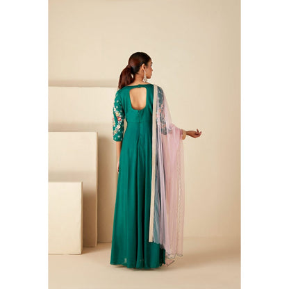 Suruchi Parakh Womens Green Embroidered Anarkali Kurta and Dupatta (Set of 2)