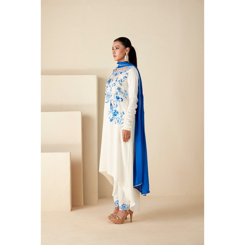 Suruchi Parakh Womens Off White Embroidered Kurta with Pant and Dupatta (Set of 3)