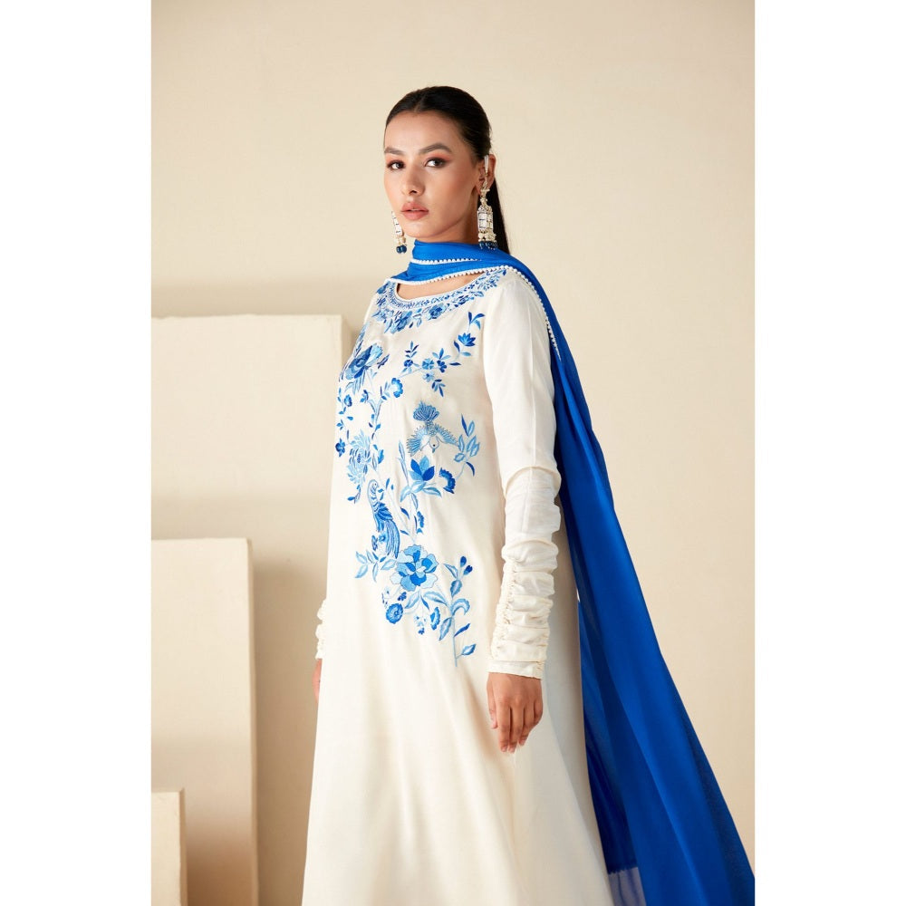 Suruchi Parakh Womens Off White Embroidered Kurta with Pant and Dupatta (Set of 3)