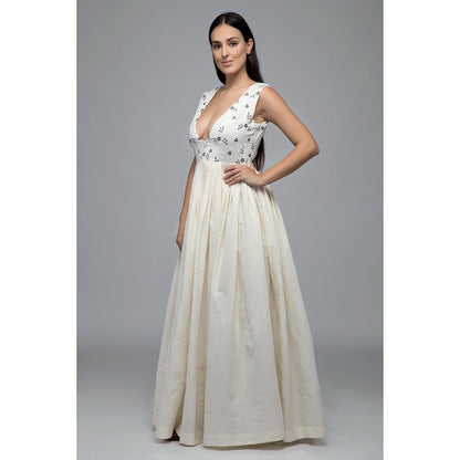 S & V designs Blue Embroidered Floor Length Sleeveless Gown with Jacket (Set of 2)