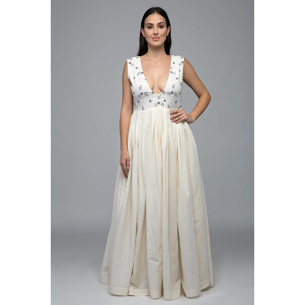 S & V designs Blue Embroidered Floor Length Sleeveless Gown with Jacket (Set of 2)