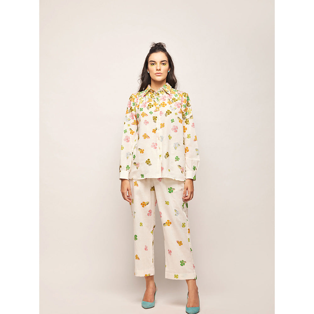 Swati Vijaivargie White Fleur Descending Flowers Shirt
