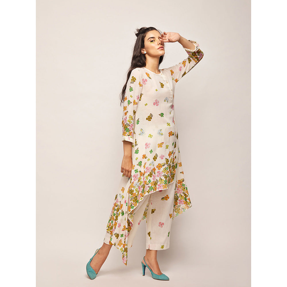 Swati Vijaivargie White Fleur Asymmetrical Top