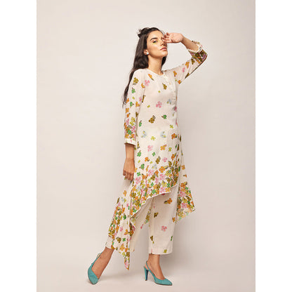 Swati Vijaivargie White Fleur Asymmetrical Top