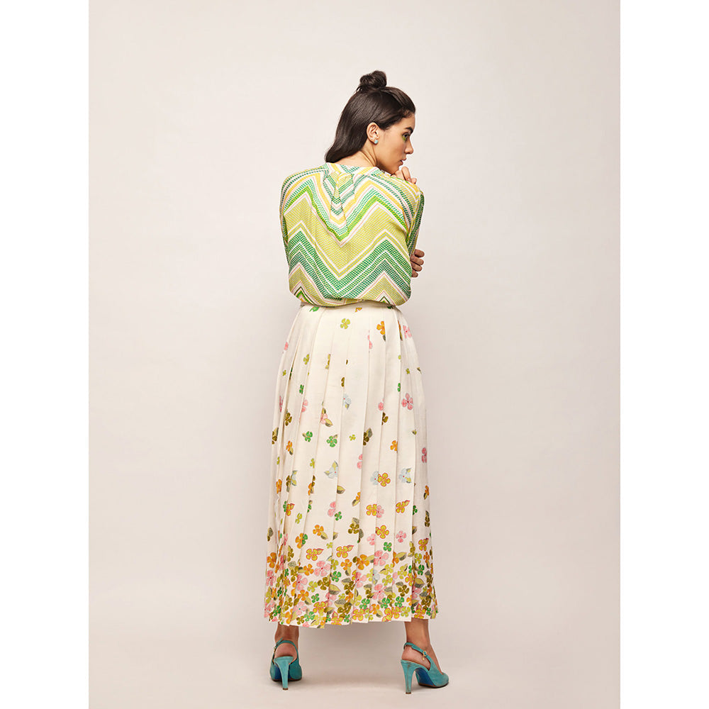 Swati Vijaivargie White Fleur Pleated Skirt