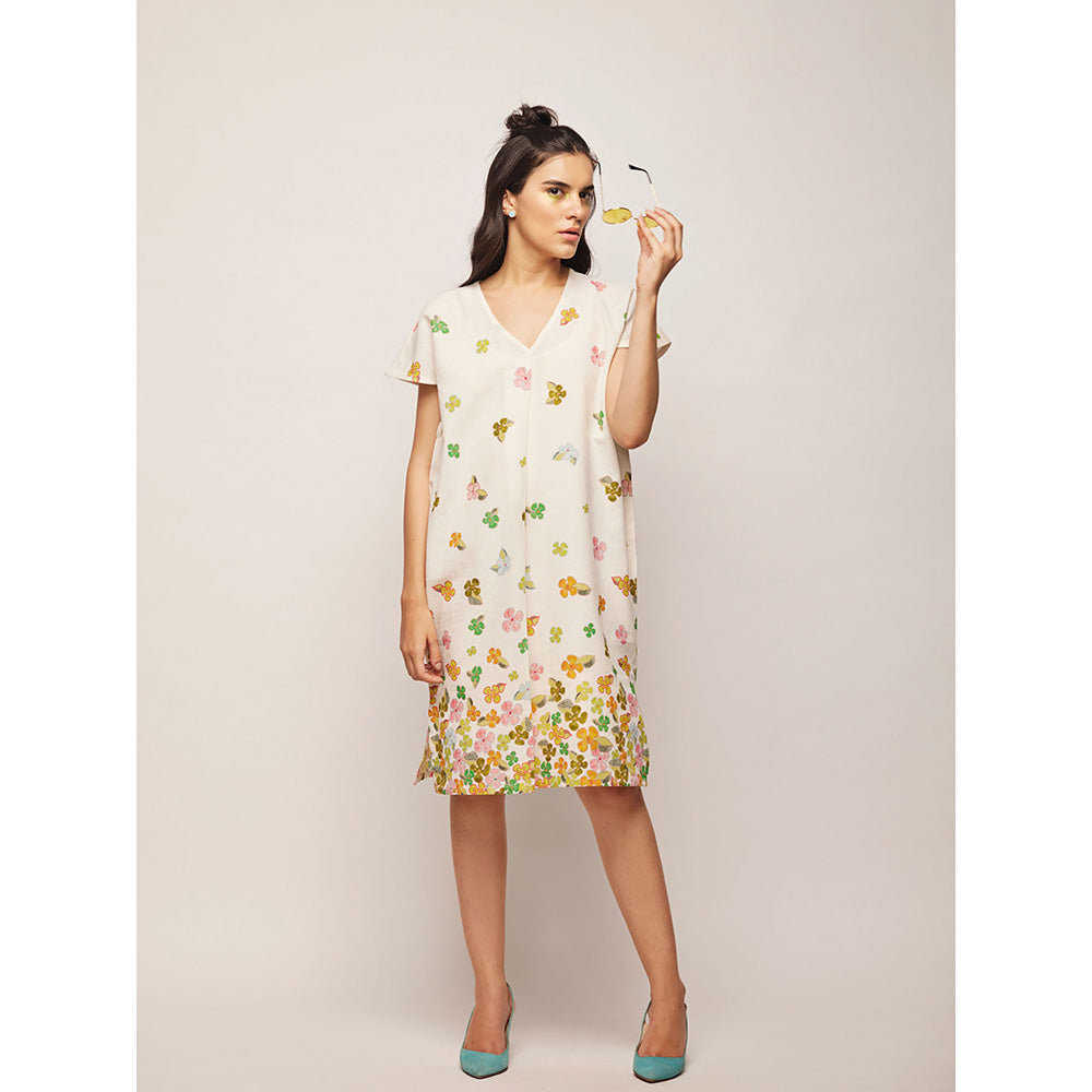 Swati Vijaivargie White Fleur Antifit Dress