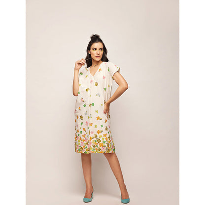 Swati Vijaivargie White Fleur Antifit Dress