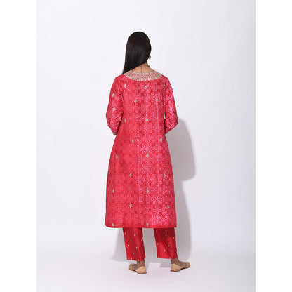Swati Vijaivargie Pink Embroidered V Neck Shibori Kurta With Pant And Dupatta (Set of 3)