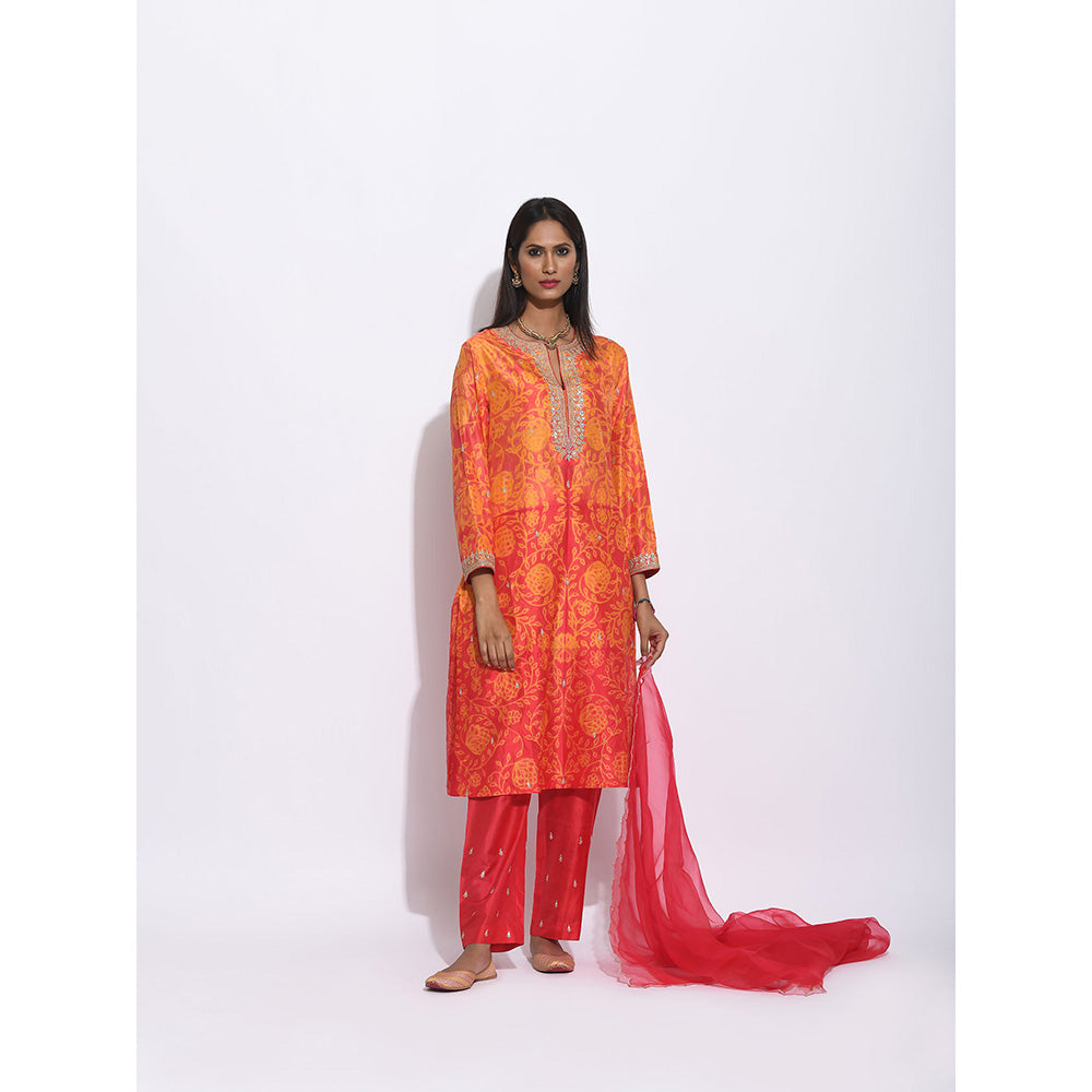 Swati Vijaivargie Orange Shibori With Embroidered Kurta With Pant And Dupatta (Set of 3)