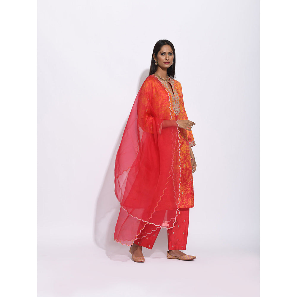 Swati Vijaivargie Orange Shibori With Embroidered Kurta With Pant And Dupatta (Set of 3)