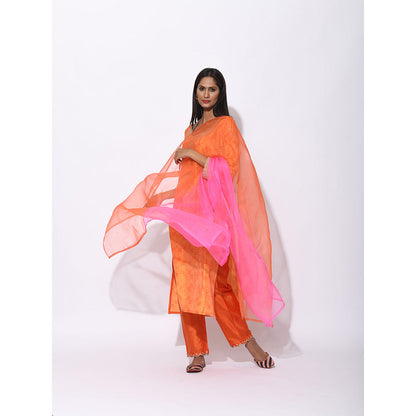 Swati Vijaivargie Orange Embroidered Kurta With Pant And Dupatta (Set of 3)