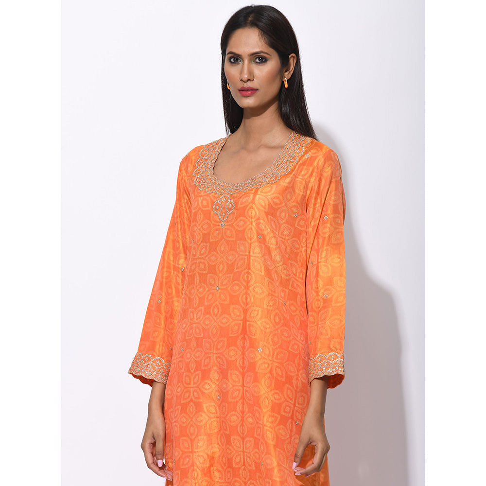 Swati Vijaivargie Orange Flower Embroidered Kurta And Pant (Set of 2)