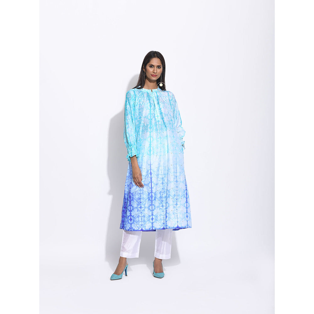 Swati Vijaivargie Blue And Purple Ombre Shibori Kurta