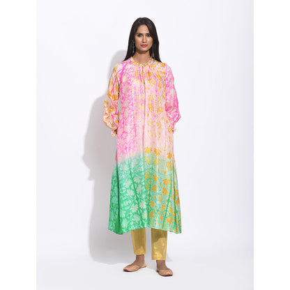 Swati Vijaivargie Pink And Green Shibori Kurta