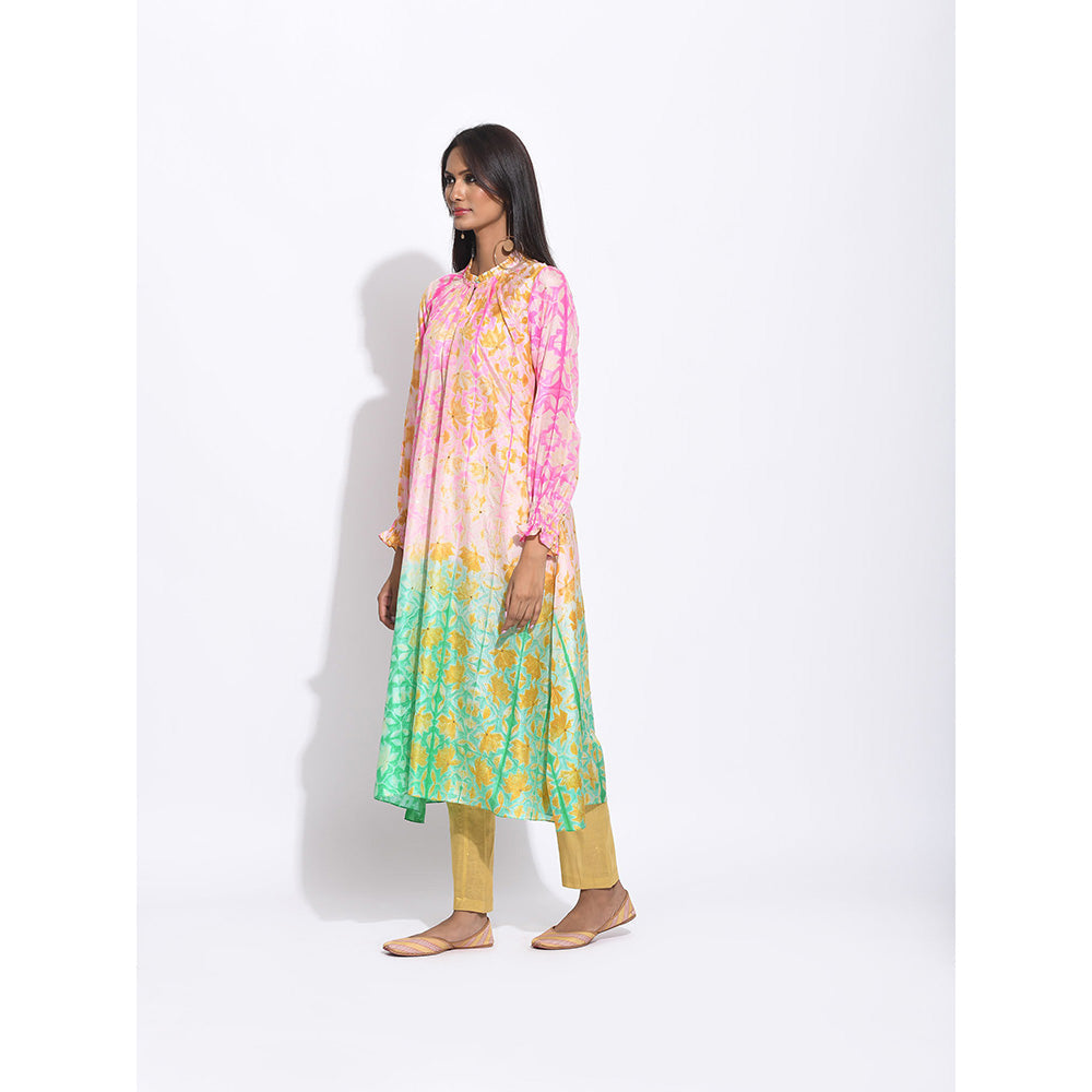 Swati Vijaivargie Pink And Green Shibori Kurta