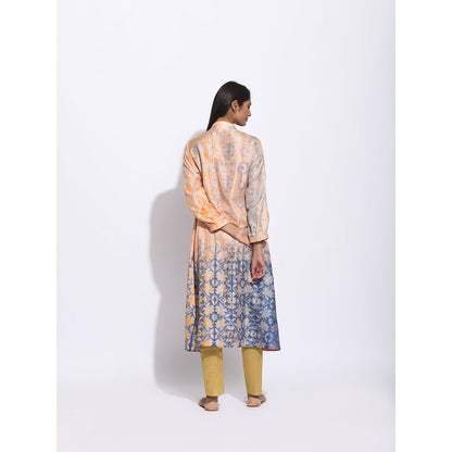 Swati Vijaivargie Peach And Grey Sequins Kurta