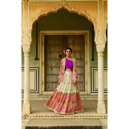 Swati Vijaivargie Nargis Lehenga