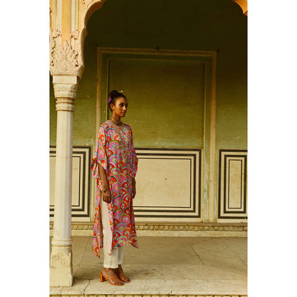 Swati Vijaivargie Chameli Kaftan Kurta & Pant (Set of 2)